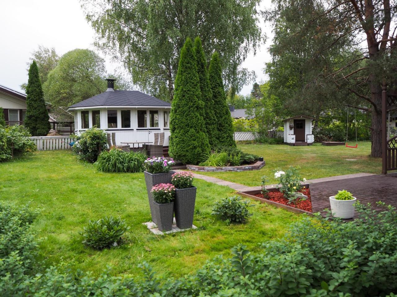 Koivula Guest House Kotka Extérieur photo